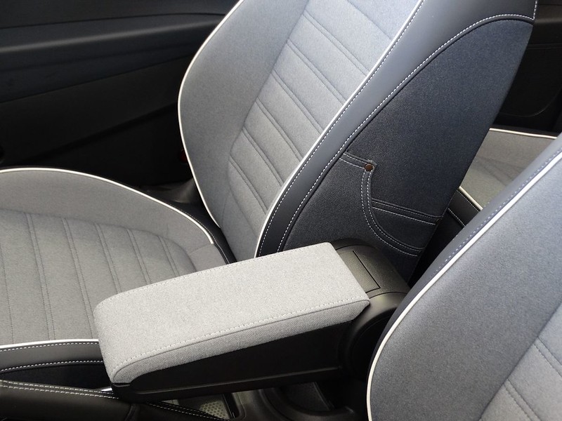 Volkswagen Beetle Denim Edition Seat