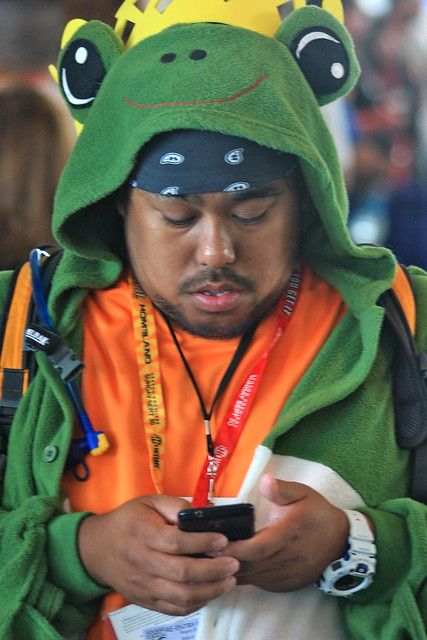 San Diego Comic-Con International 2012: Froggy texting