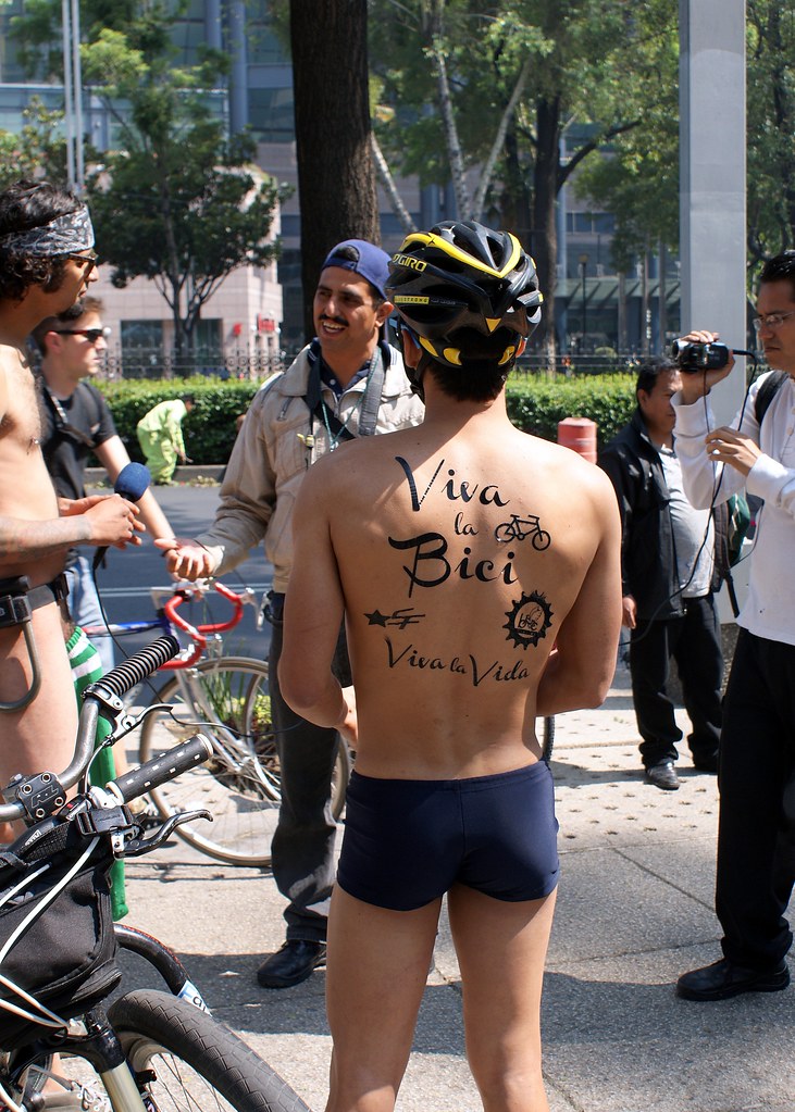 World Naked Bike Ride Mexico City 2012  Flickr-5071