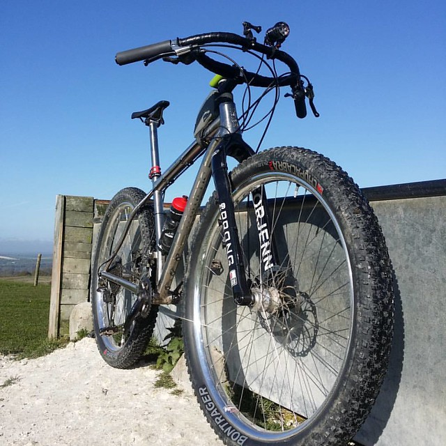 Incredible ride in this morning, I took the scenic route, it was tempting to carry on! #sdnpa #southdowns #tilushness @traversbikes #RussTi @use_exposurelights #revo
