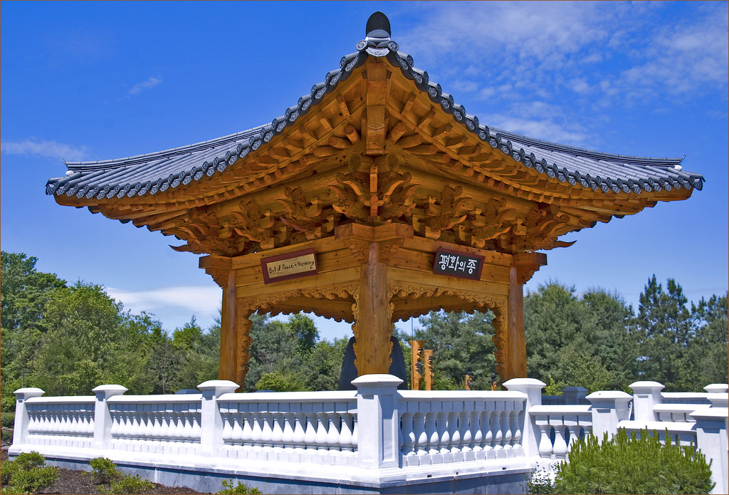 Korean Bell Pavilion Meadowlark Botanical Gardens Vienn Flickr