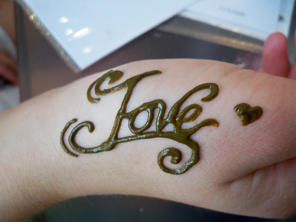 Henna Love Henna Love Tattoo At WwwCreativeFacesorg Denise