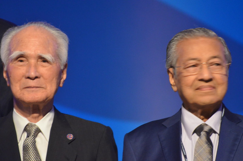 Murayama und Mahathir auf dem Jeju-Forum 2016