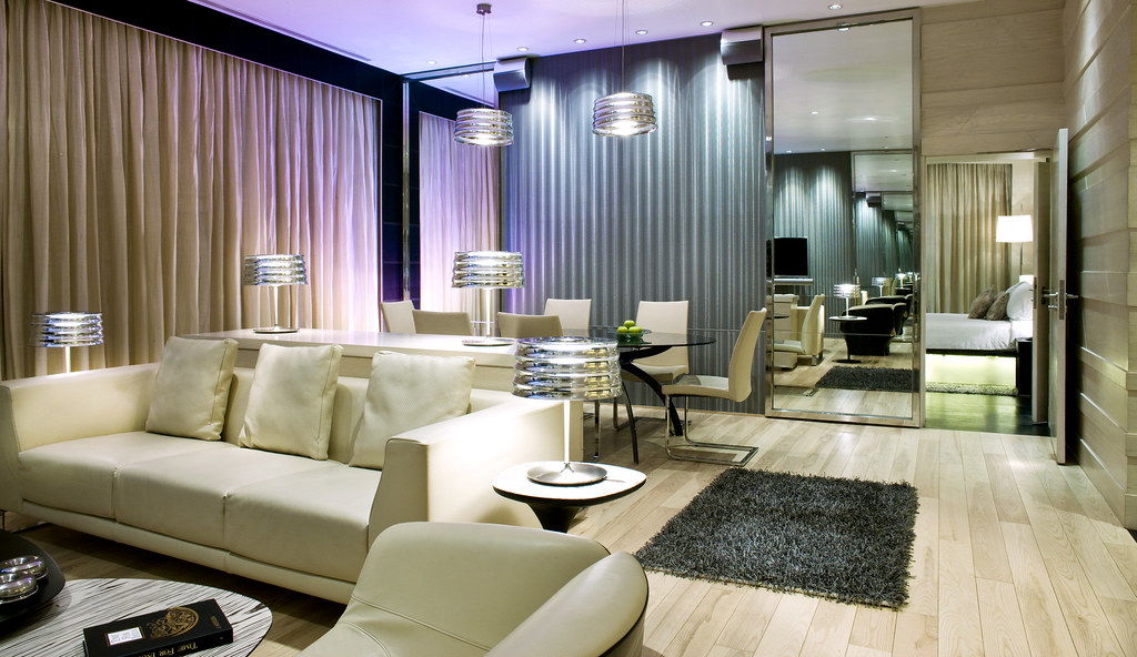Le Meridien New Delhi—Luxury Suite Subtle And Sophisticated