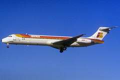Iberia MD-87 EC-EYX BCN 11/12/1994