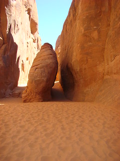 74 Trail bij Sand Dune arch