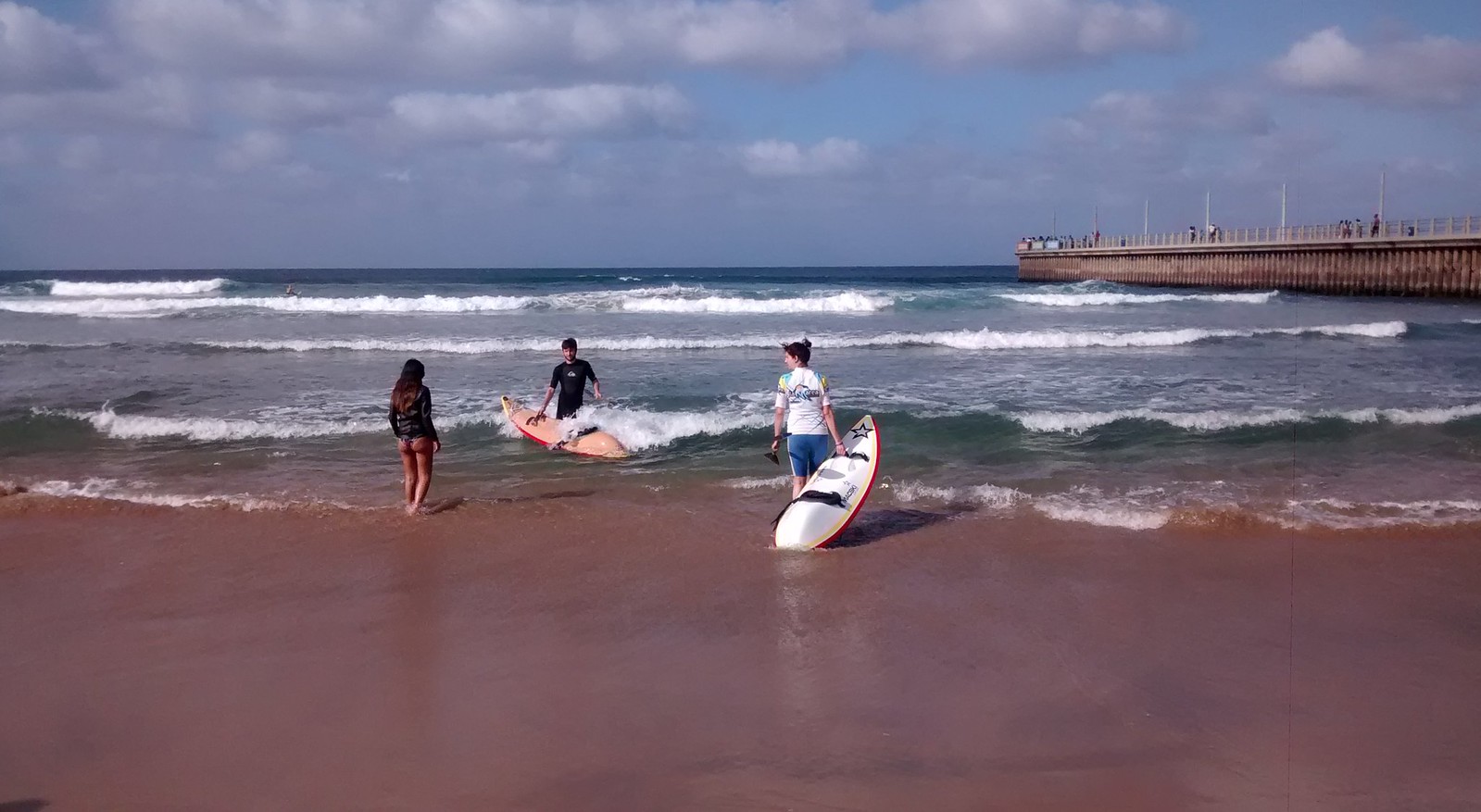 Waveski surfing