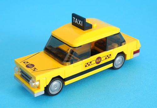 Lego Spiderman Taxi