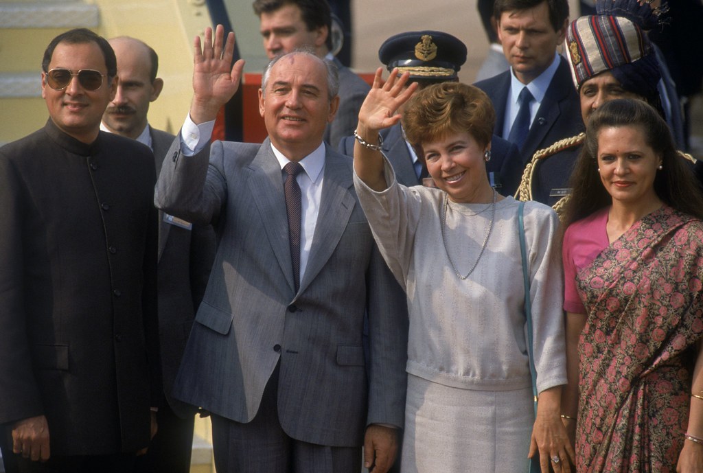 Image result for rajiv gandhi and gorbachev