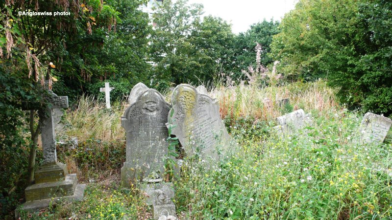 Woodgrange Park Cemetery