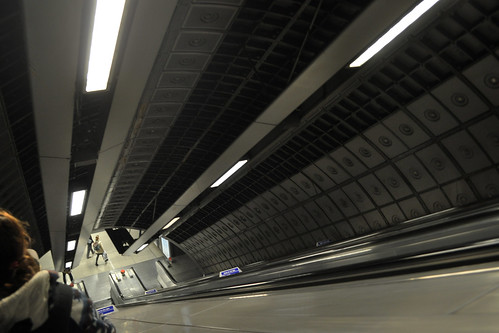 Jubilee line escalators, Waterloo