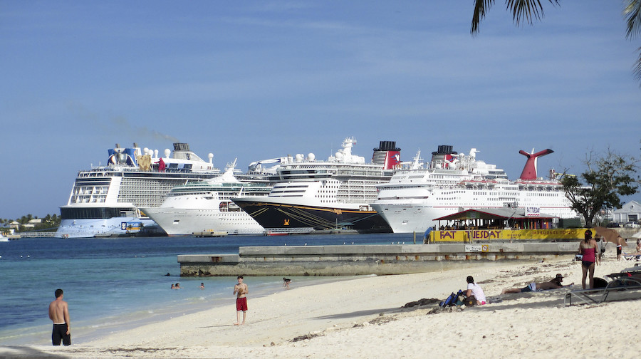 Cruise Ships in Nassau