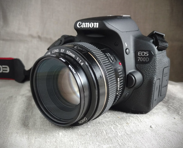 My new toy EOS 700D