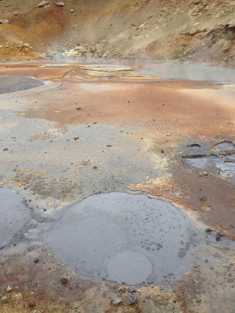 Iceland 2016 - bubbling mud