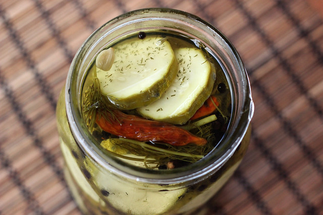 Refrigerator Garlic Dill Pickles - Gluten-free, Vegan + Refined Sugar-free