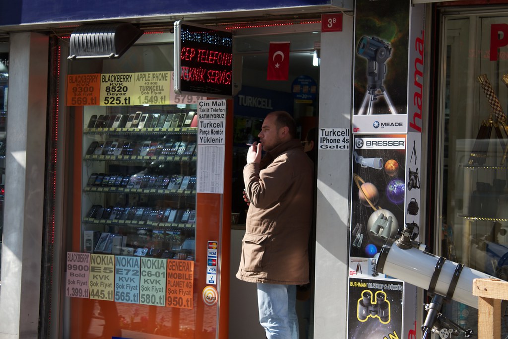 Cellphone store, Istanbul