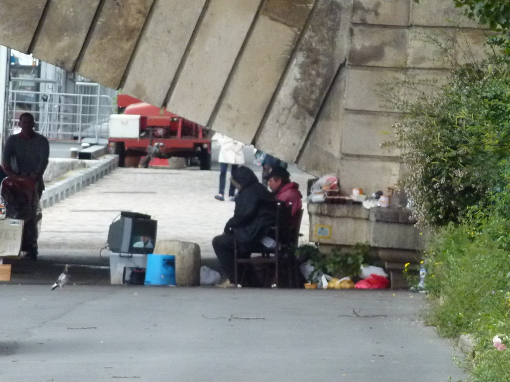 People of Paris - homeless camp on Seine | These guys are wa… | Flickr