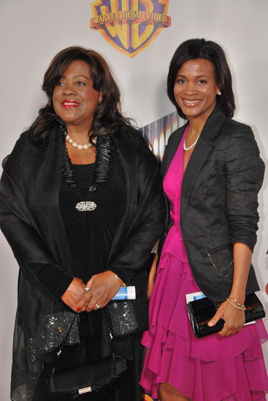 Mrs. Chaz Ebert and her daughter, Sonia Evans - 2010 AAFCA… | Flickr