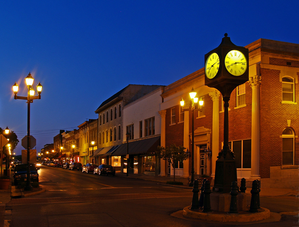 Historic Downtown Cape Girardeau Evening OLYMPUS DIGITAL C Flickr