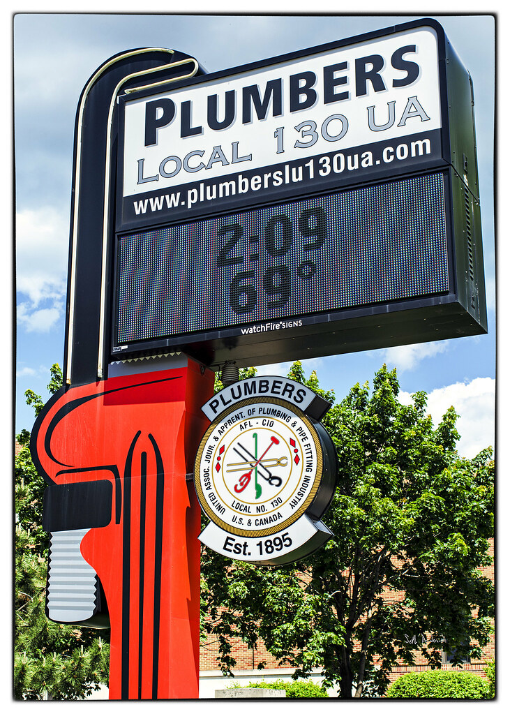 plumbers-local-130-ua-w-washington-west-loop-flickr