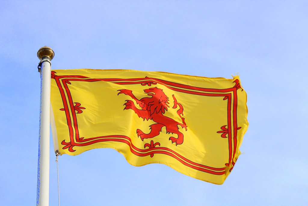 Lion Rampant | The Lion Rampant flying above the MoD base at… | Flickr