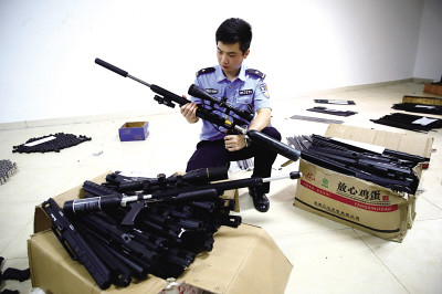 3 students of CNC machine tool network production and trafficking of firearms, Hunan police arrested 11 persons
