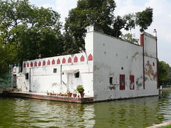 Rajpath Mosque