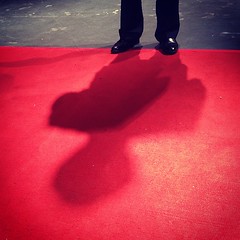 领导发言 #china #beijing #speech #talk #man #leader #carpet #red #shoe #shadow