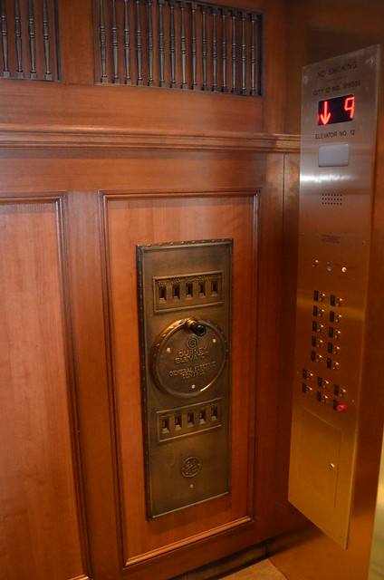 New York - Macy's Elevator November 28, 2012 (6)