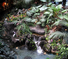 Walt Disney World - Disney's Polynesian Resort - Great Ceremonial House - Lobby Waterfall