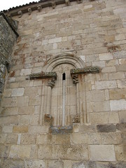 Castillo de Monterrei - Ventana de la iglesia de Santa María de Monterrei