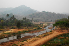 Muang Ngeun, Laos