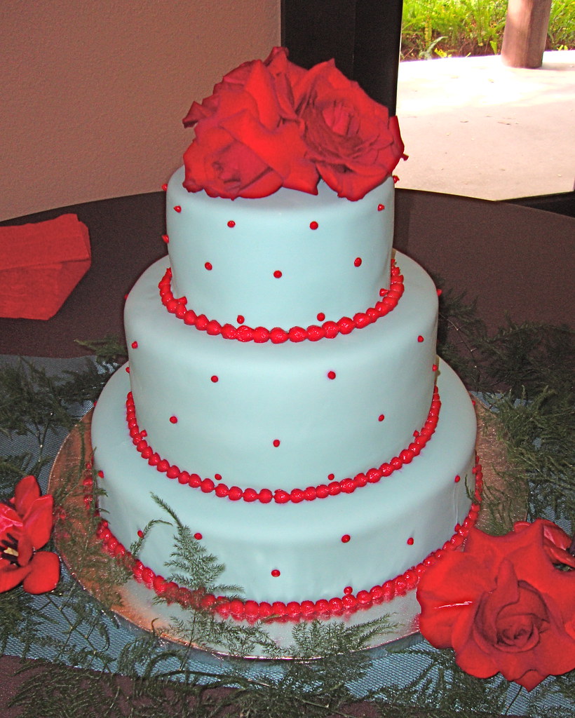 Teal with Red dots and Roses Wedding Cake | Teal and Red ...