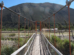 Puente colgante en Diaguitas