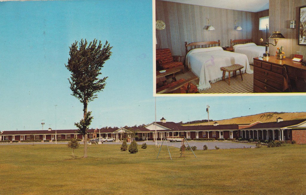 Colonial Motel - Baldwin, Wisconsin
