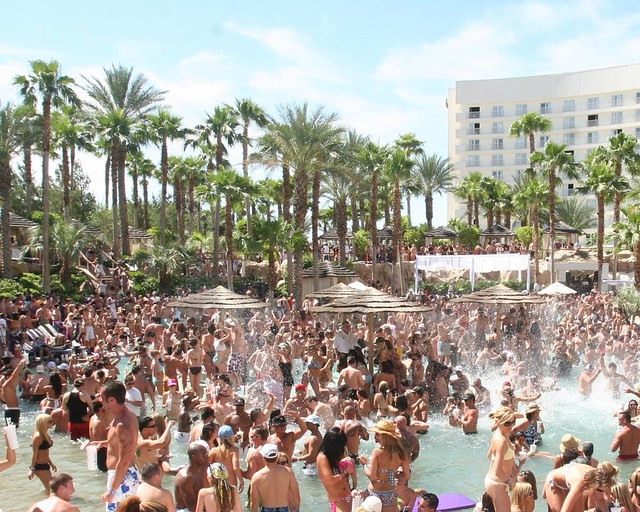 Las Pool party de Las Vegas, una de las cosas más divertidas que hacer en la Costa Oeste de EEUU