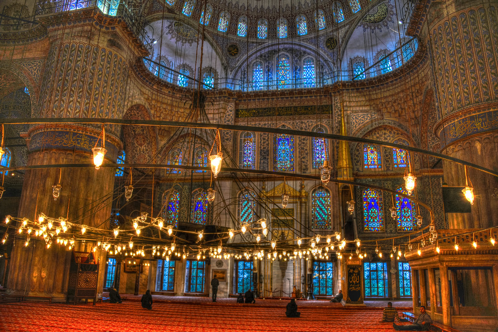 Inside the Blue Mosque - Sultan Ahmed Mosque - Istanbul Tu… | Flickr