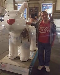 Taken on 22nd September 2016. This repost of a photo my sister Kirsty took of me at a Snow Dog art sculpture outside the Theatre Royal Newcastle, on the left hand side if you was facing the main entrance. Photo by @kirsty153 #warrenwoodhouse #kirsty153 #n