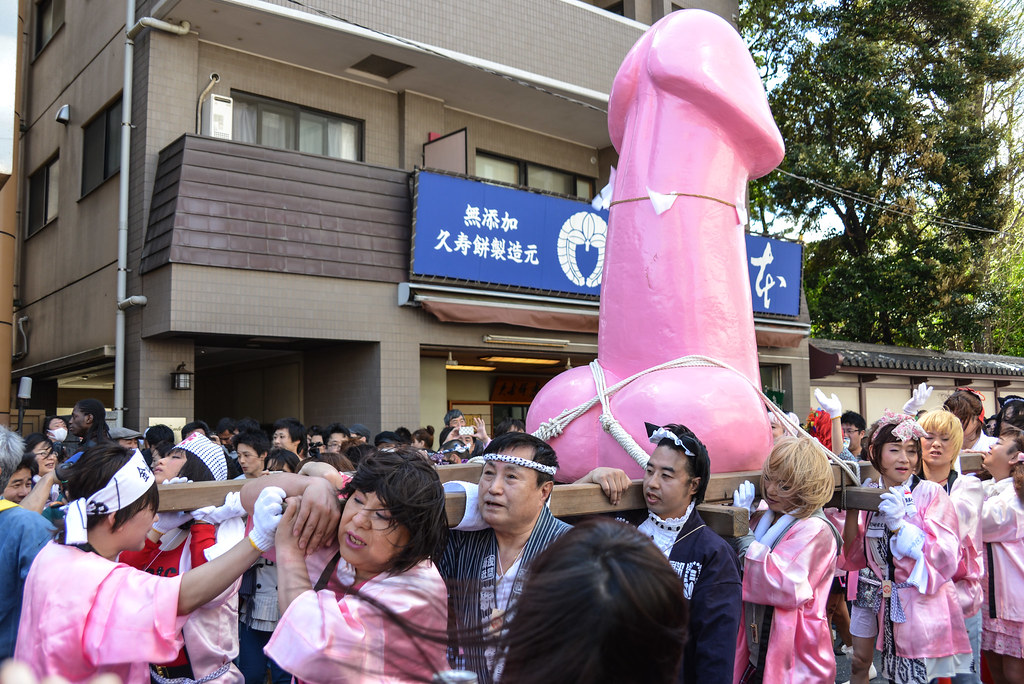 El Kanamara Matsuri, el festival japonés de la fertilidad más famoso en todo el mundo, apodado el festival del pene de acero