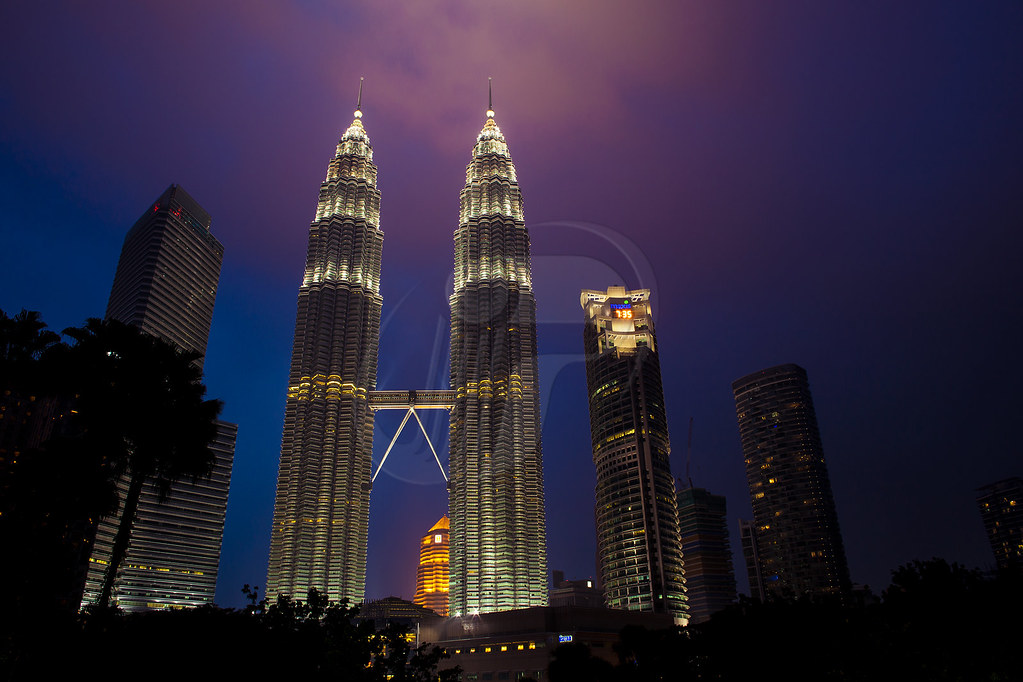  Menara  Berkembar Petronas KLCC  KUALA LUMPUR 24 Mac 