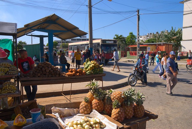 Feria Agraria dominical del Reparto José Martí, Santa Clara, Villa Clara, Cuba 2013