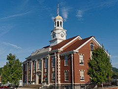 Woodbury's Cannon County Courthouse
