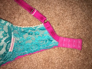 The teal lace goes throughout the band.