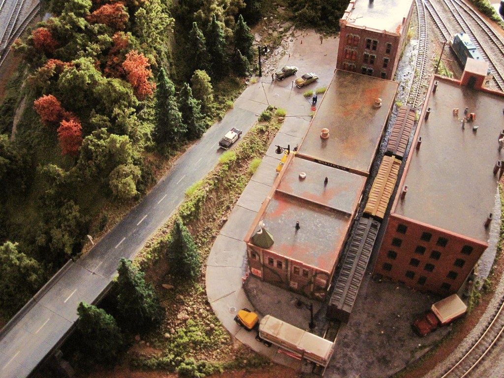 N Scale Model Train Layout "October Heartland" | This 