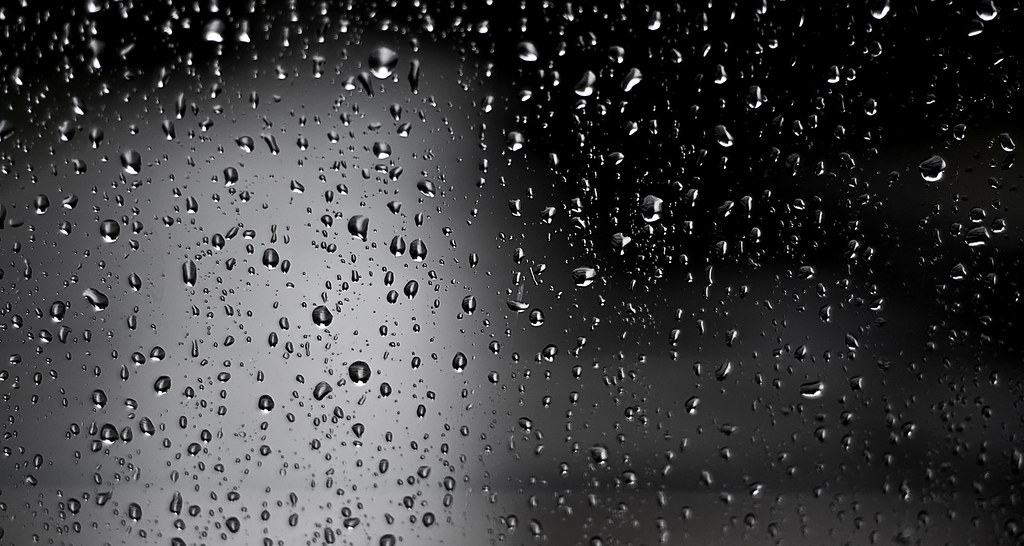 fond d'écran pluie / Rain on a window | You can download it.… | Flickr