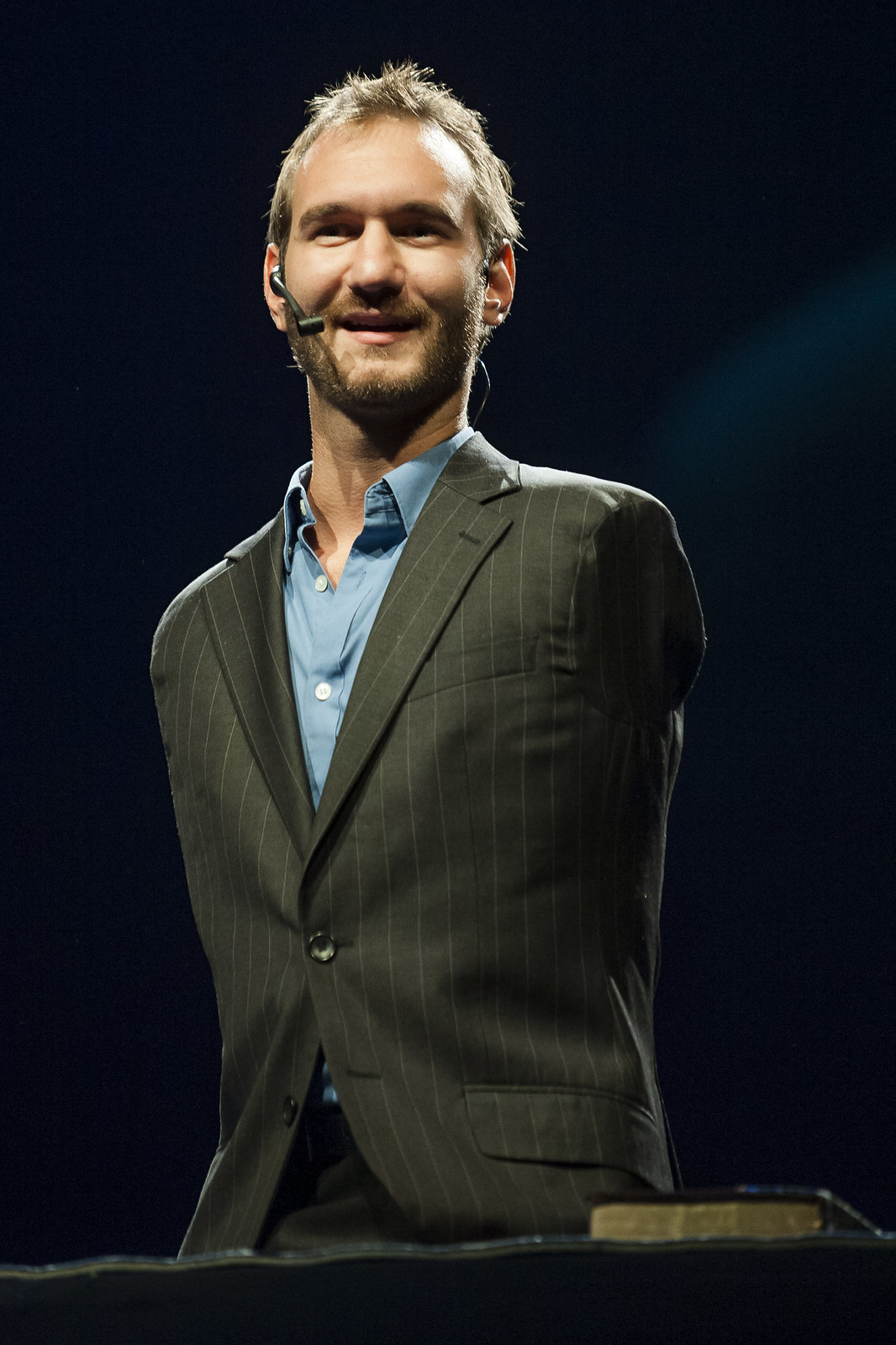 Nick Vujicic (\u0e19\u0e34\u0e04 \u0e27\u0e39\u0e08\u0e34\u0e0b\u0e34\u0e04) | \u0e2a\u0e32\u0e23\u0e30 \u0e04\u0e27\u0e32\u0e21\u0e23\u0e39\u0e49 \u0e02\u0e48\u0e32\u0e27\u0e2a\u0e32\u0e23 \u0e04\u0e27\u0e32\u0e21\u0e1a\u0e31\u0e19\u0e40\u0e17\u0e34\u0e07 \u0e02\u0e2d\u0e07\u0e0a\u0e32\u0e27\u0e21\u0e31\u0e18\u0e22\u0e21\u0e28\u0e36\u0e01\u0e29\u0e32 \u0e41\u0e25\u0e30\u0e1b\u0e23\u0e30\u0e16\u0e21\u0e28\u0e36\u0e01\u0e29\u0e32 ...