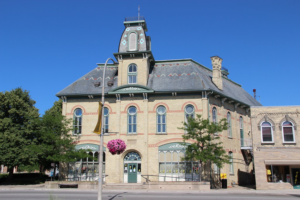 Clinton Town Hall (Clinton, Ontario) | Historic 1880 Town Ha… | Flickr