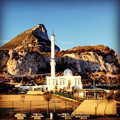 A mosque at the end of Gibraltar. #mosquesonrocksonrocks. #freethegibs @thebigjafjaf