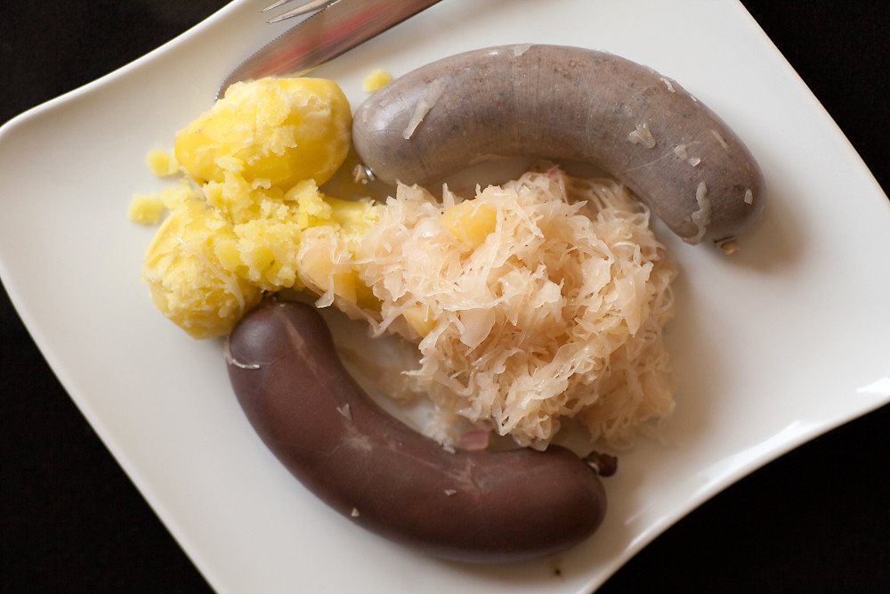 Blut- und Leberwurst | mit Sauerkraut und Kartoffeln. So ein… | Flickr