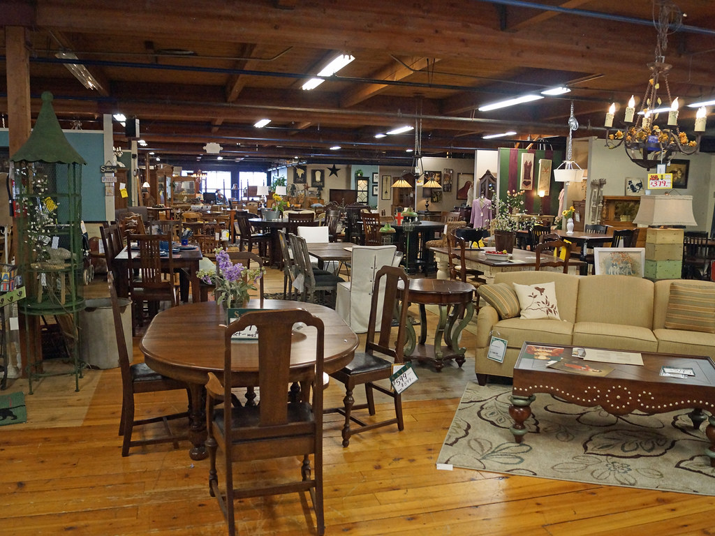 Classic Home & Antique - Portland Furniture Store 1805 SE … | Flickr